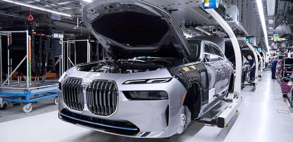 عکس ماشین بی ام وی جدید