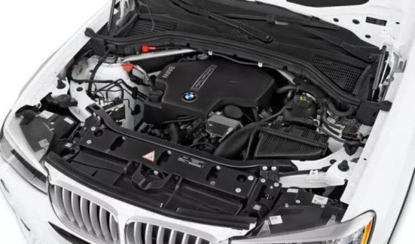 عکس داخل بی ام و x4