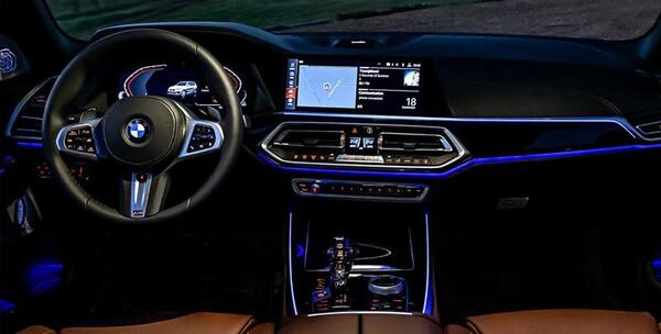 عکس داخل بی ام و x4