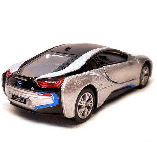 عکس و قیمت ماشین بی ام و i8