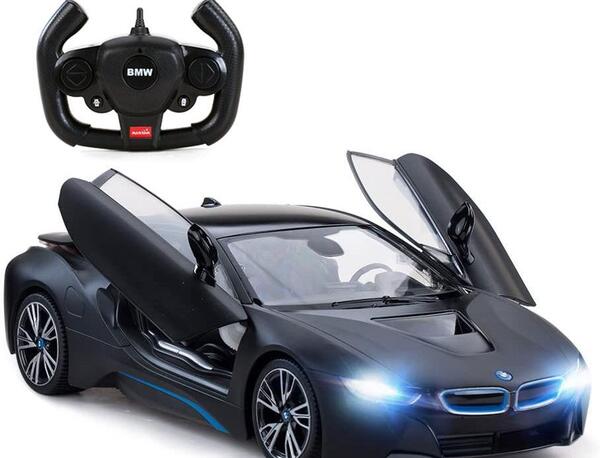 عکس و قیمت ماشین بی ام و i8