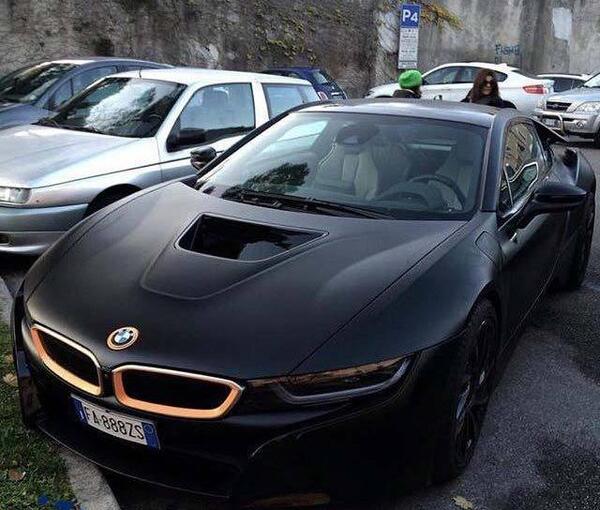 عکس ماشین بی ام دبلیو i8