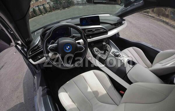 عکس ماشین بی ام دبلیو i8