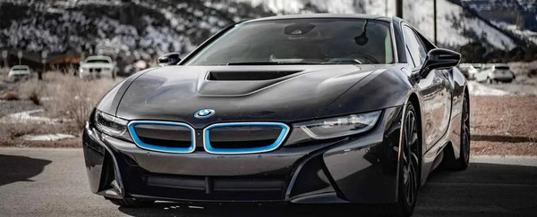عکس بی ام دبلیو i8
