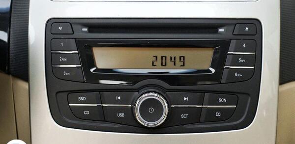 عکس داخل ماشین برلیانس h330