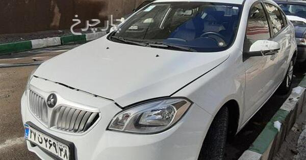 عکس توی ماشین برلیانس