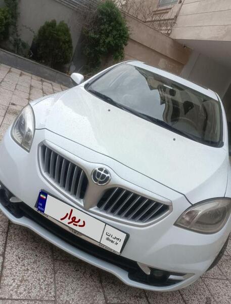 عکس داخل ماشین برلیانس h320