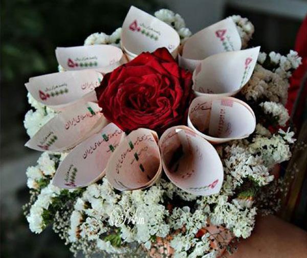 مدل عکس با یک شاخه گل