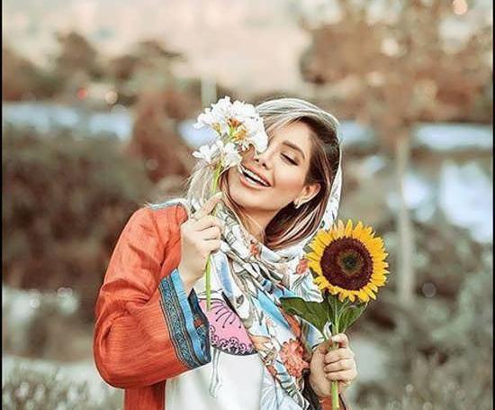 مدل عکس با یک شاخه گل