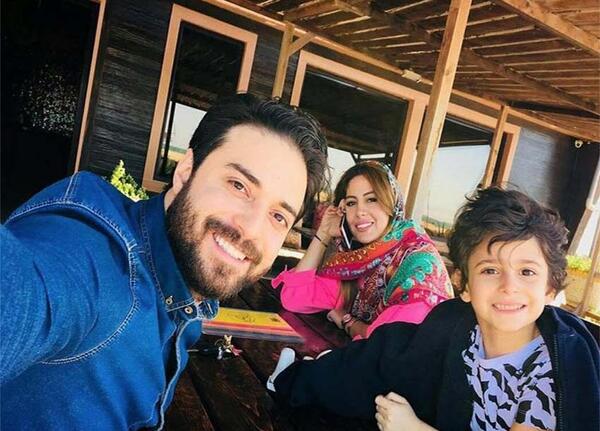 عکس بابک جهانبخش با همسر و فرزندش
