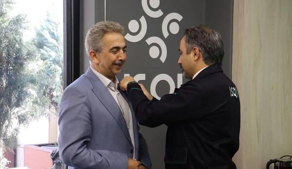 عکس رئیس شرکت ایران خودرو