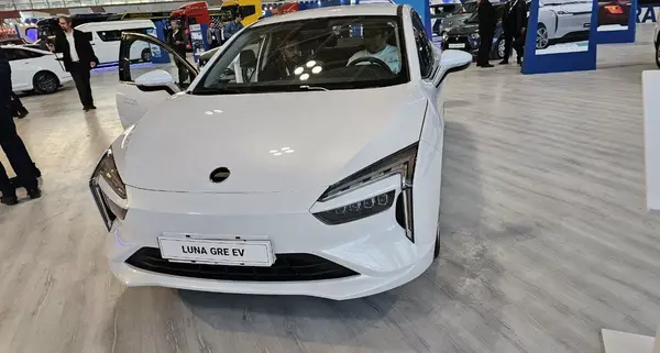 عکس خودروهای برقی ایران خودرو