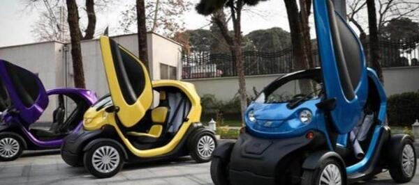 عکس دو خودرو برقی ایران خودرو