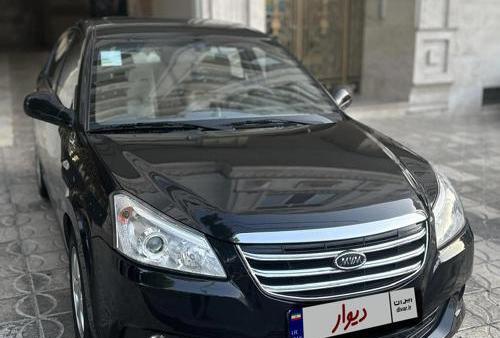 عکس ام وی ام 550 مشکی