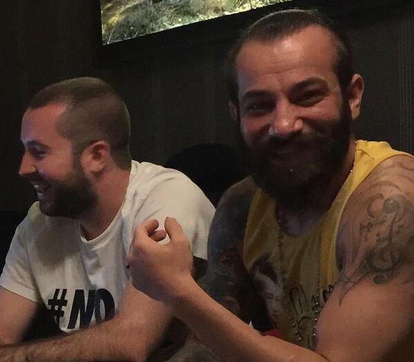 عکس سهراب ام جی با سپاه
