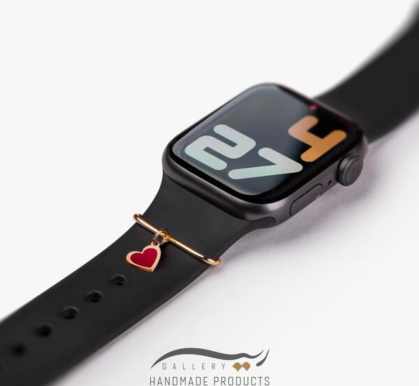 عکس ساعت اپل واچ قرمز
