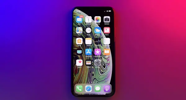 عکس گوشی اپل سیکس اس
