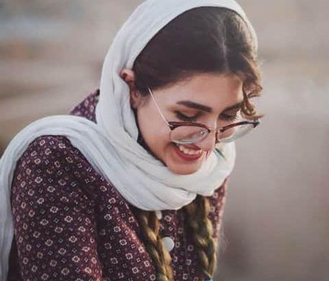 عکس دختر شاد پروفایل