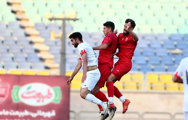 عکس صحرایی بازیکن پرسپولیس