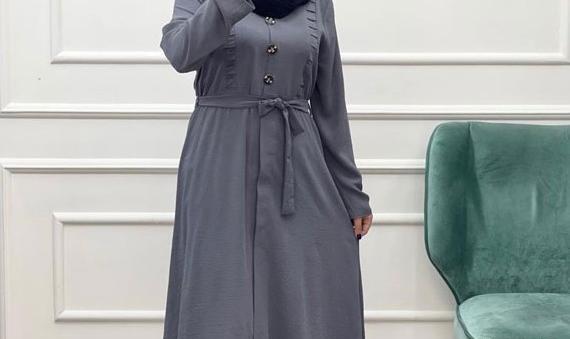 عکس مدل مانتو ابروبادی ساده دکمه دار