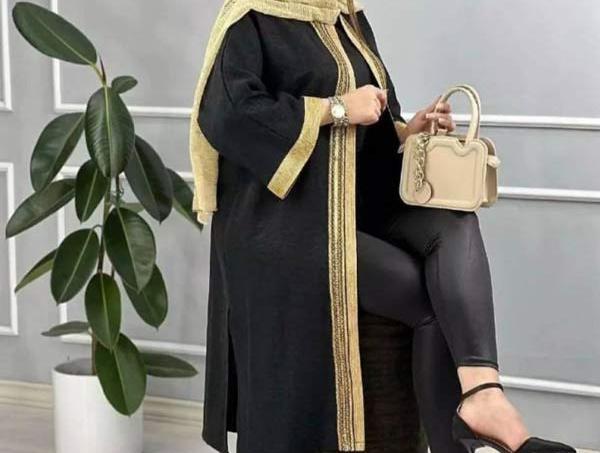 عکس مدل مانتو ابروبادی ساده مشکی