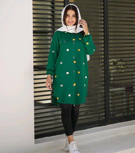 عکس مدل مانتو با پارچه ابروبادی پوم دار