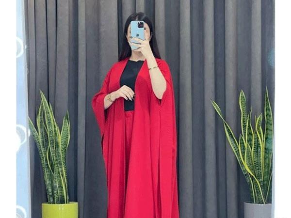 عکس مدل مانتو آستین کیمونو با پارچه ابروبادی