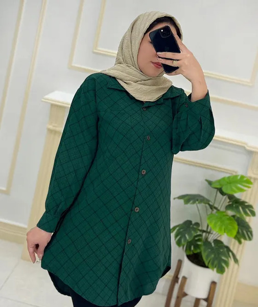 عکس مدل مانتو ابروبادی مشکی طرح دار