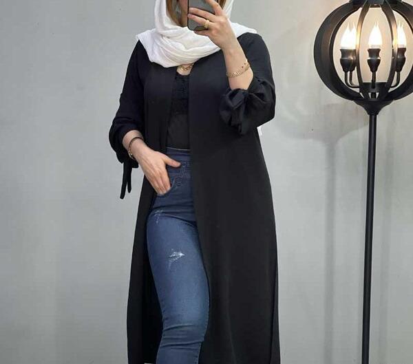 عکس مدل مانتو ابروبادی مشکی بلند دکمه دار