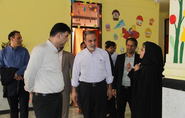 عکس مدیر مدرسه سما