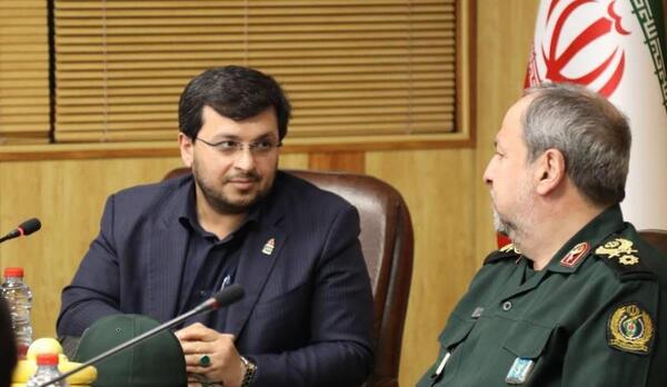 عکس مدیر عامل پتروشیمی شیراز