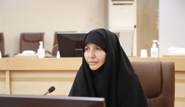 عکس زن مدیر کل