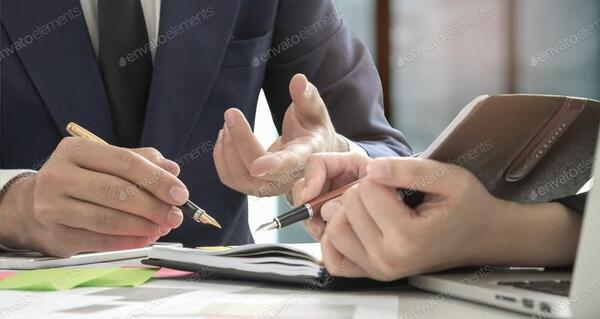 دانلود عکس مدیر