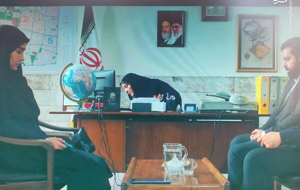 دانلود عکس مدیر مدرسه