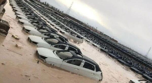 عکس کارخانه مدیران خودرو