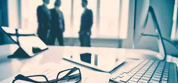 عکس مدیریتی برای پروفایل