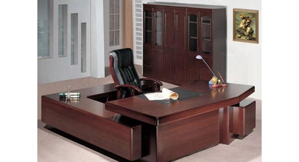 عکس میز مدیریتی