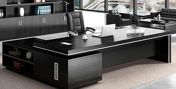 عکس میز مدیریتی