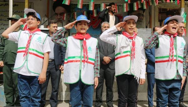 عکس مدیر مدرسه شاهد