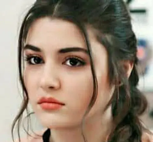 ویسگون عکس هانده ارچل برای پروفایل