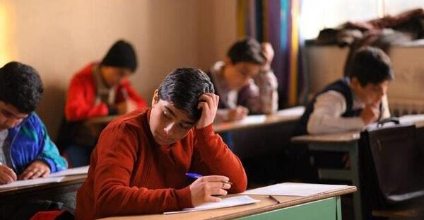 عکس هادی در فیلم فراری