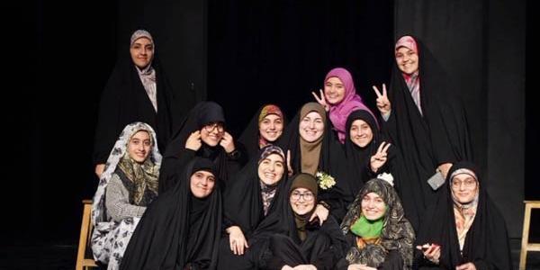 عکس هدی در فیلم فراری