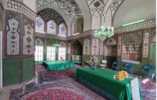 عکس قبر امیرکبیر در کربلا