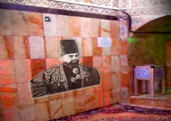 عکس قبر امیرکبیر در کربلا