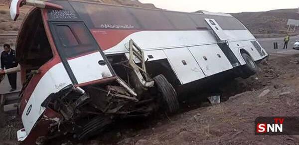 عکس واژگونی اتوبوس زائران کربلا
