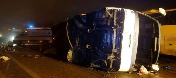 عکس واژگونی اتوبوس زائران کربلا