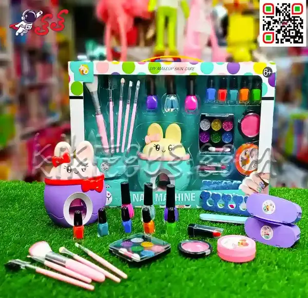 عکس وسایل آرایشی دخترانه کیوت