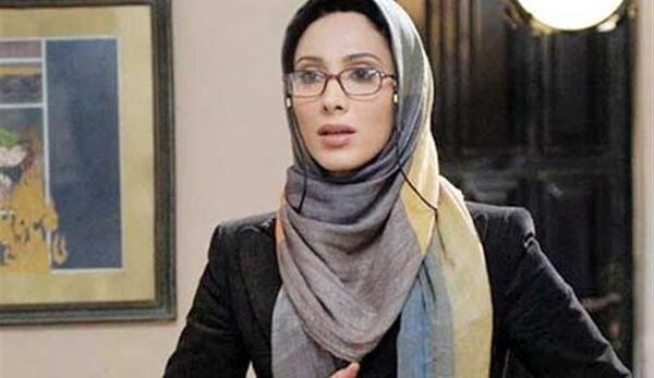 بازیگران نقطه چین با عکس