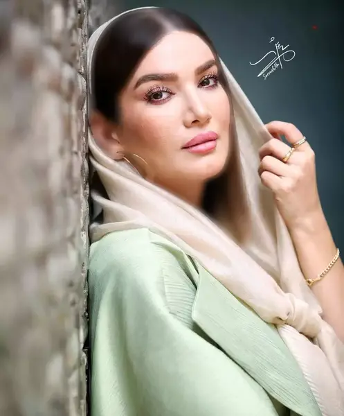 عکس بازیگران فیلم لیسانسه ها