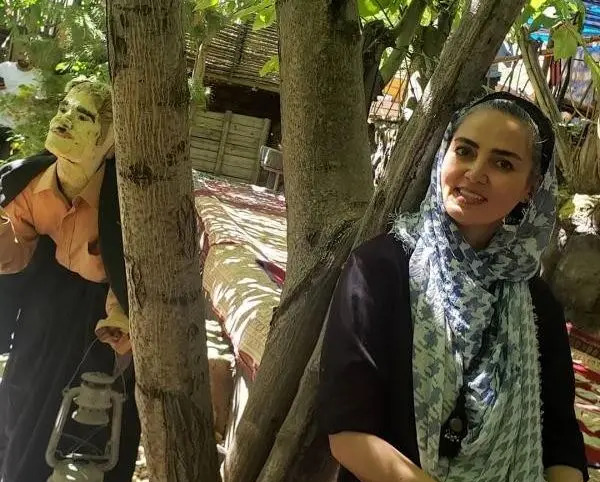 عکس بازیگران در فیلم شمعدونی